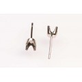 9K White Ear Stud Regal 4 Claw Heavy Weight (pair)